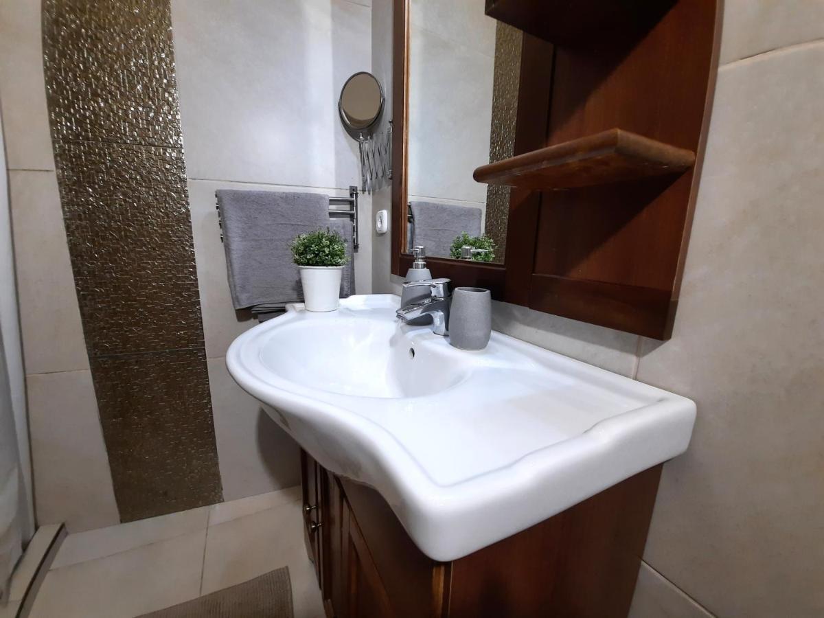 Central Gold Apartment Budapest Extérieur photo